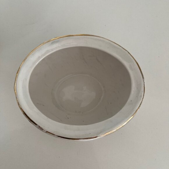 VINTAGE Pereiras Valado Porcelain Covered Oval Dish Cherubs Gold Trim Portugal - Picture 7 of 13